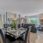 5 Star Luxury Palmview With Large Terrace And Communal Pool クアルテイラ