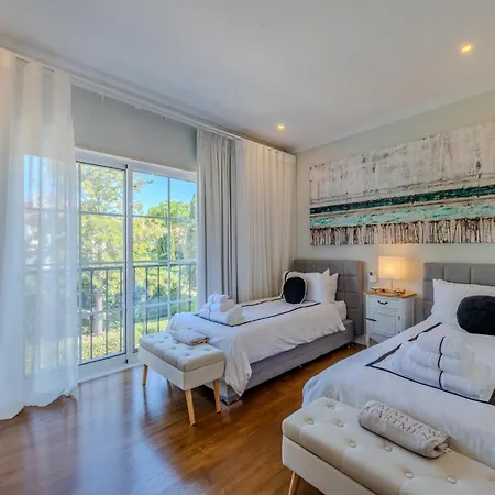 Daire 5 Star Luxury Palmview With Large Terrace And Communal Pool Quarteira