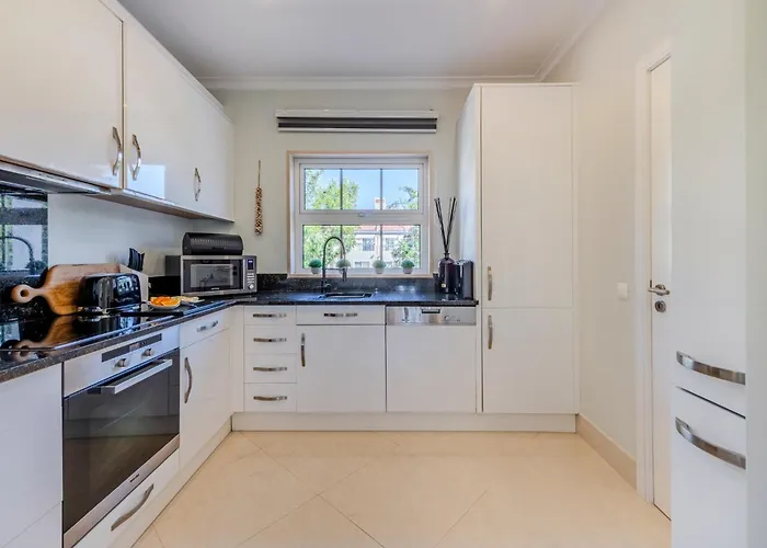 5 Star Luxury Palmview With Large Terrace And Communal Pool Картейра