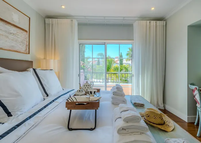 5 Star Luxury Palmview With Large Terrace And Communal Pool Картейра