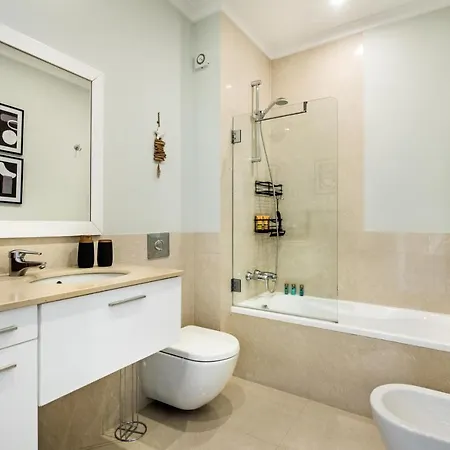 アパート 5 Star Luxury Palmview With Large Terrace And Communal Pool *