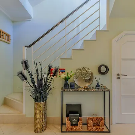 5 Star Luxury Palmview With Large Terrace And Communal Pool Daire Quarteira