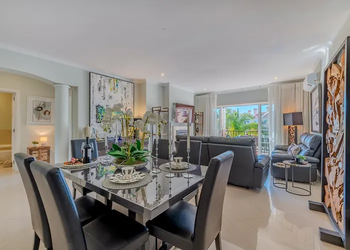 5 Star Luxury Palmview With Large Terrace And Communal Pool 쿼테이라
