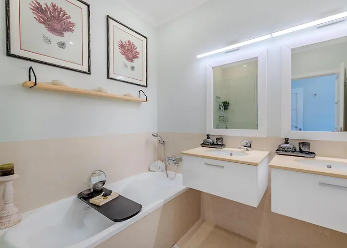 아파트 5 Star Luxury Palmview With Large Terrace And Communal Pool *