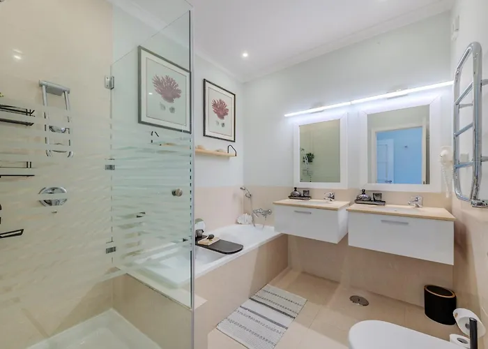 Apartman 5 Star Luxury Palmview With Large Terrace And Communal Pool