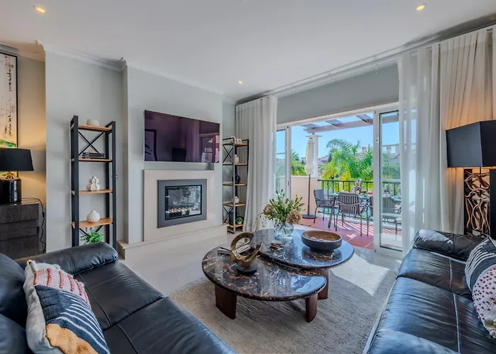 5 Star Luxury Palmview With Large Terrace And Communal Pool 쿼테이라