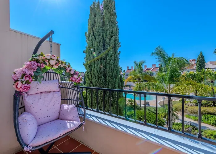 5 Star Luxury Palmview With Large Terrace And Communal Pool 아파트